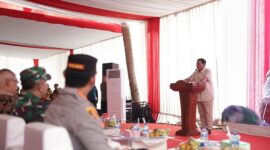 Menteri Pertahanan Prabowo Subianto meresmikan 16 titik bantuan sumber air bersih di 5 wilayah Jawa Tengah. (Dok. Tim Media Prabowo Subianto)